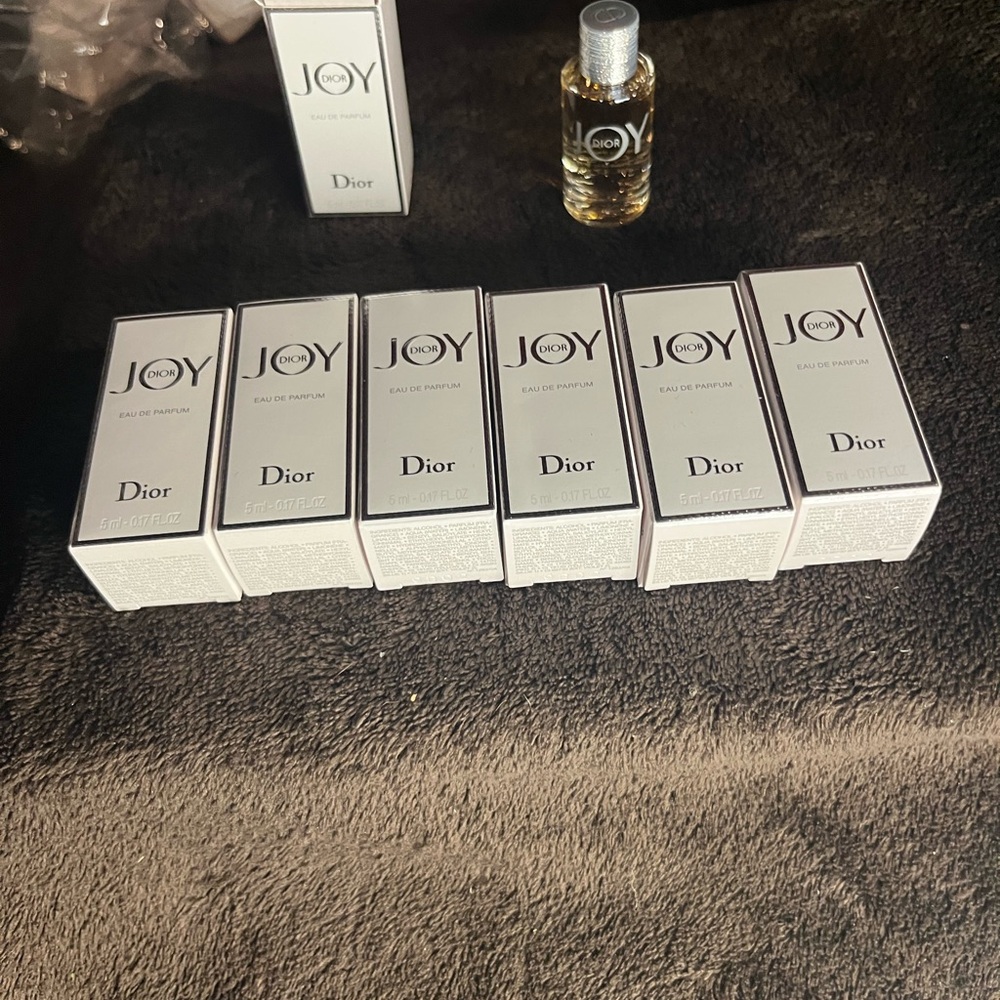 JOY Eau de Parfum - White